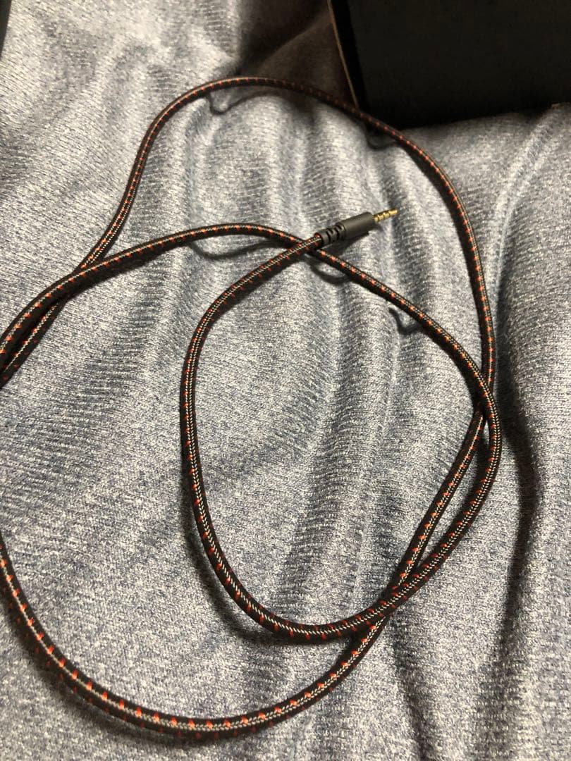 ヘッドホン HyperX Cloud III