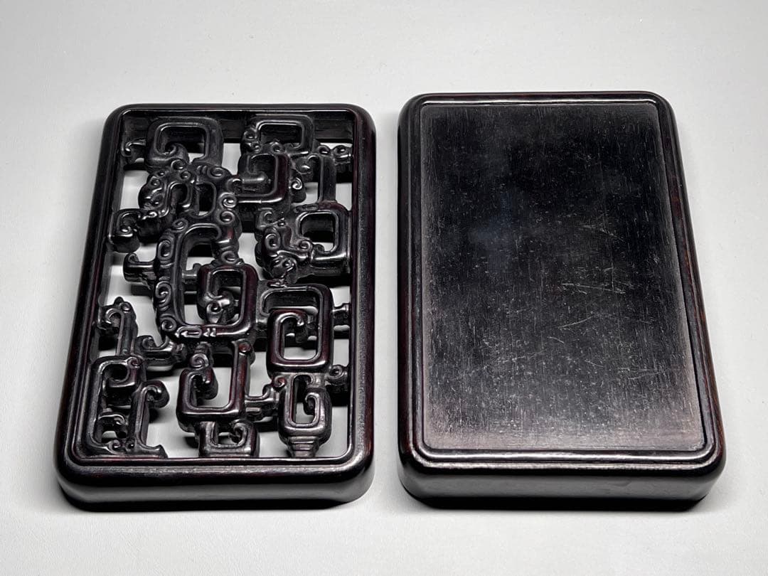 木製　小物入れ　香炉？　硯箱　龍紋　透彫　極細工　文房具　中国美術　唐木　黑檀