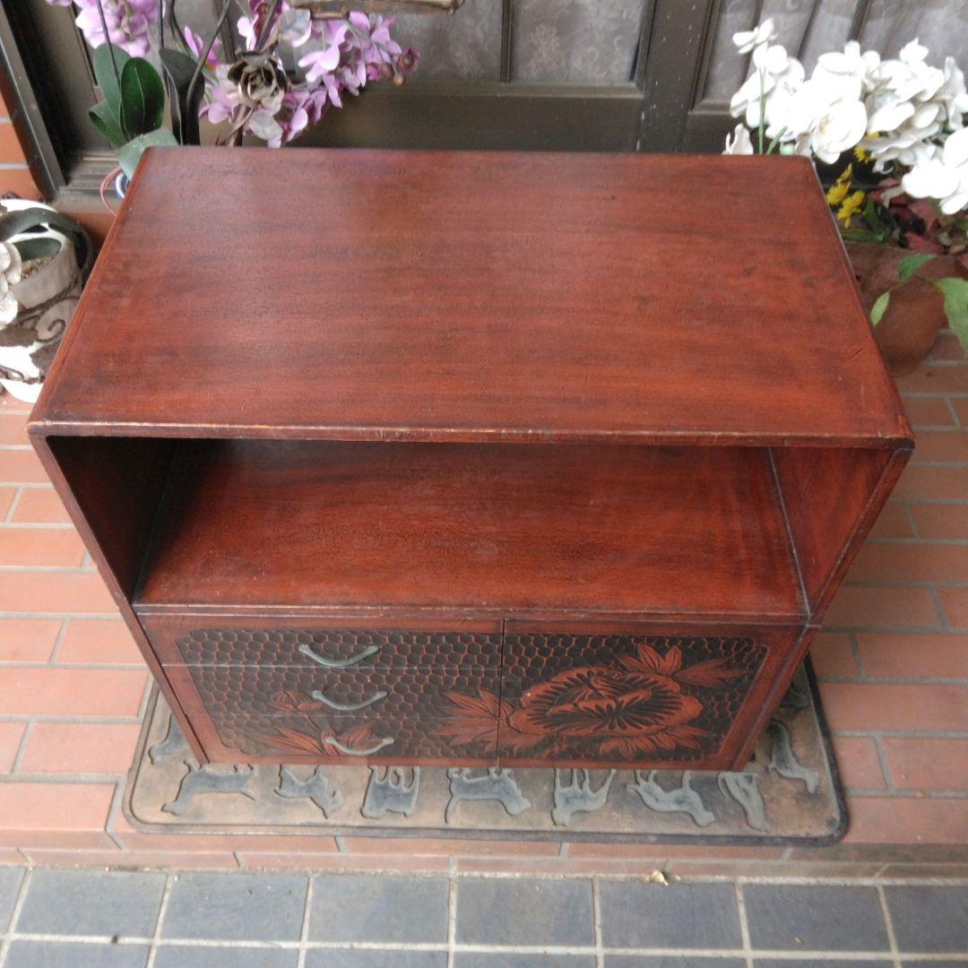 鎌倉彫の 小型 茶箪笥、整理棚 または、テレビ台