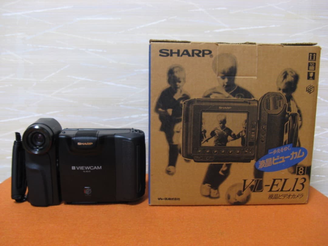 動作OK❗️☆のシャープの液晶8ミリビデオカメラ・VL-EL13