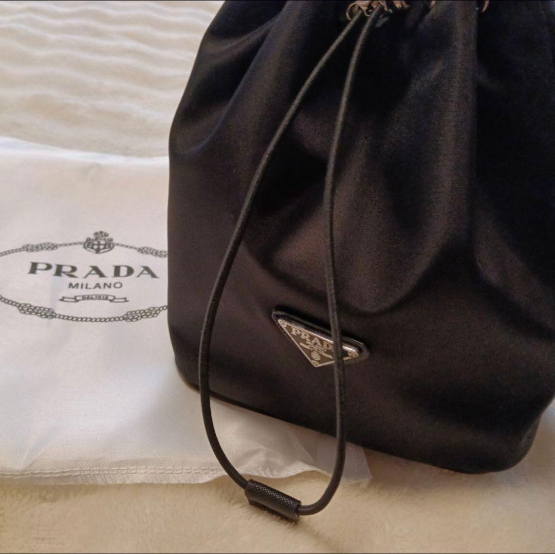【新品未使用】PRADA プラダ チェーン 巾着バッグ ブラック