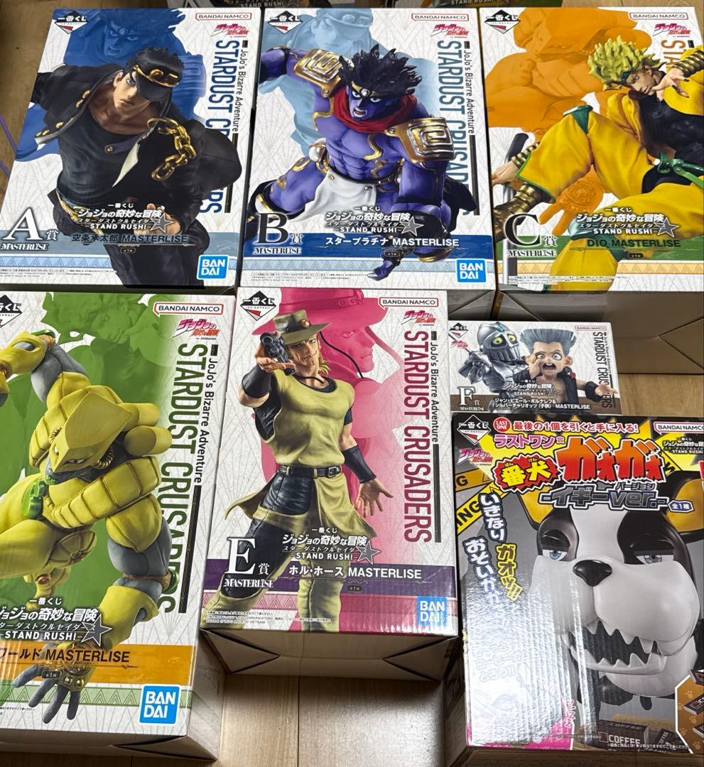 ジョジョ　一番くじ　フィギュアコンプ