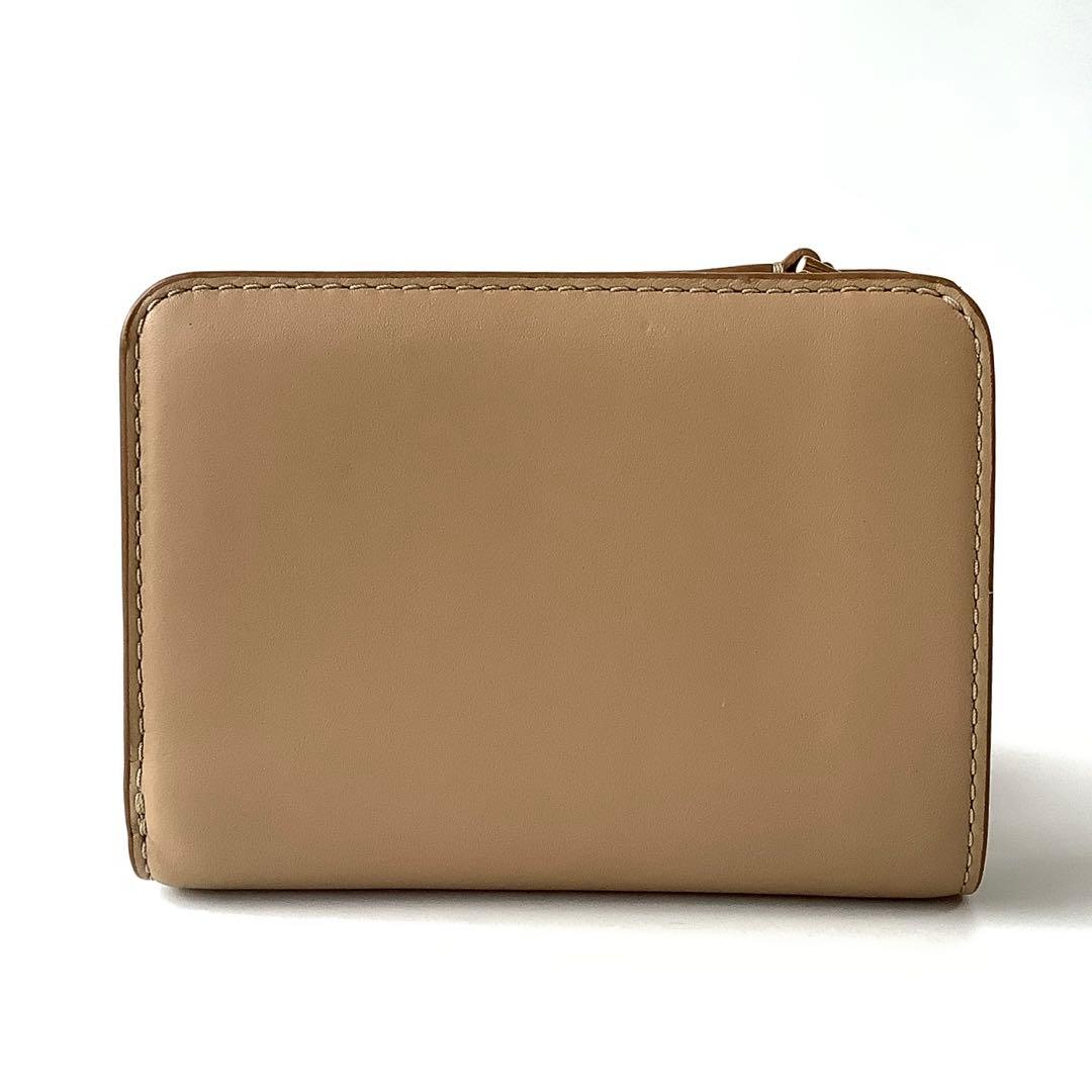 新品★マークジェイコブス★ザレザーカバードJマーク２つ折り財布★キャメル