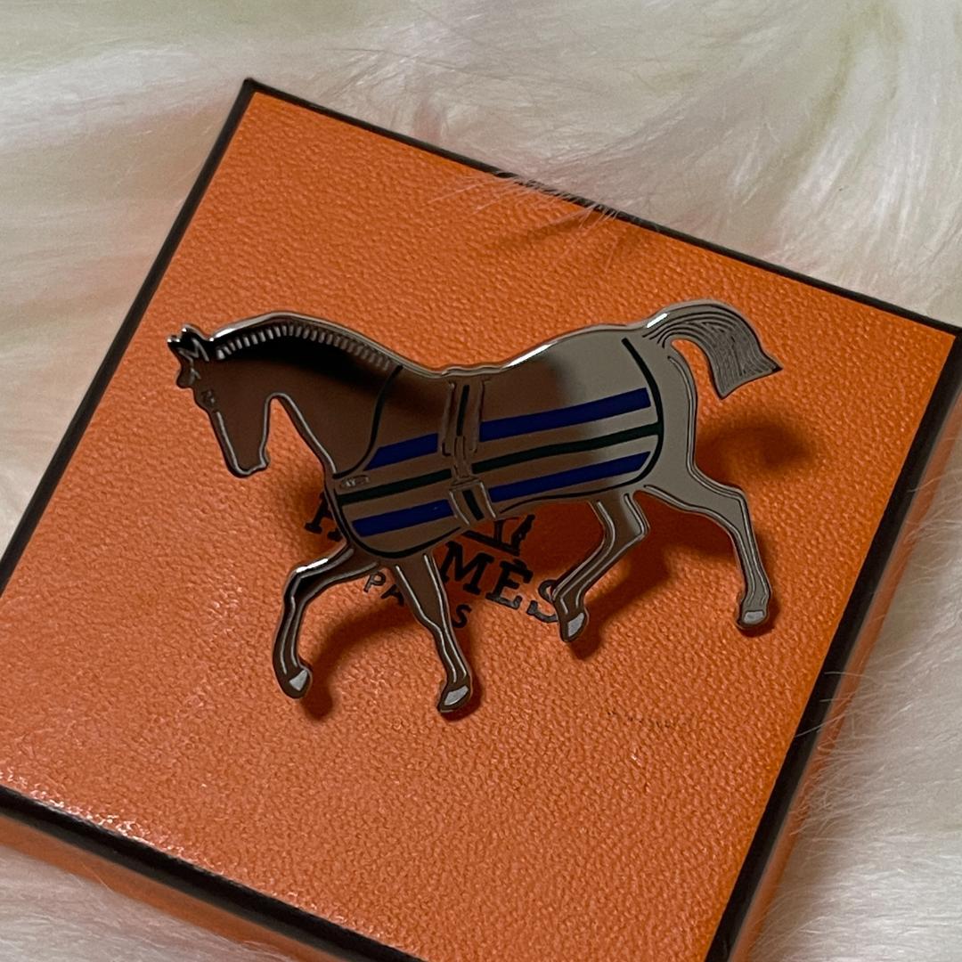 エルメス　2025新商品　スカーフ70リング 《馬着を着た馬》　新品未使用品