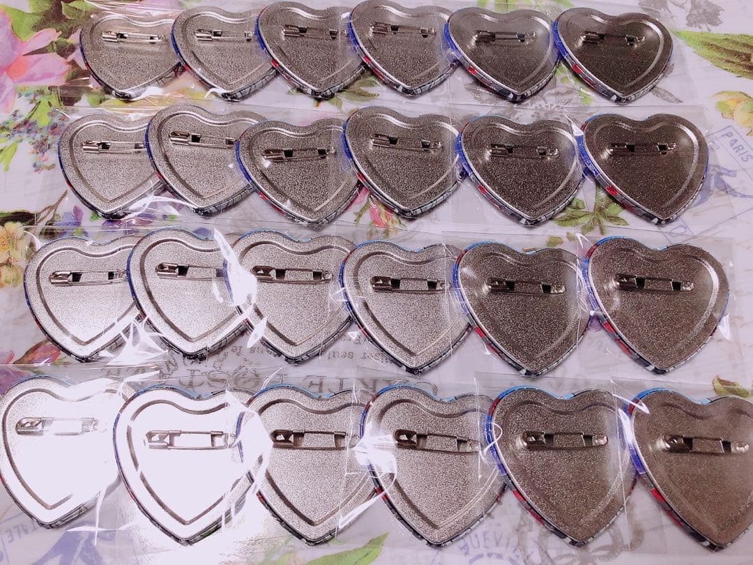 怪盗キッド ハート缶バッジ コナンプラザ