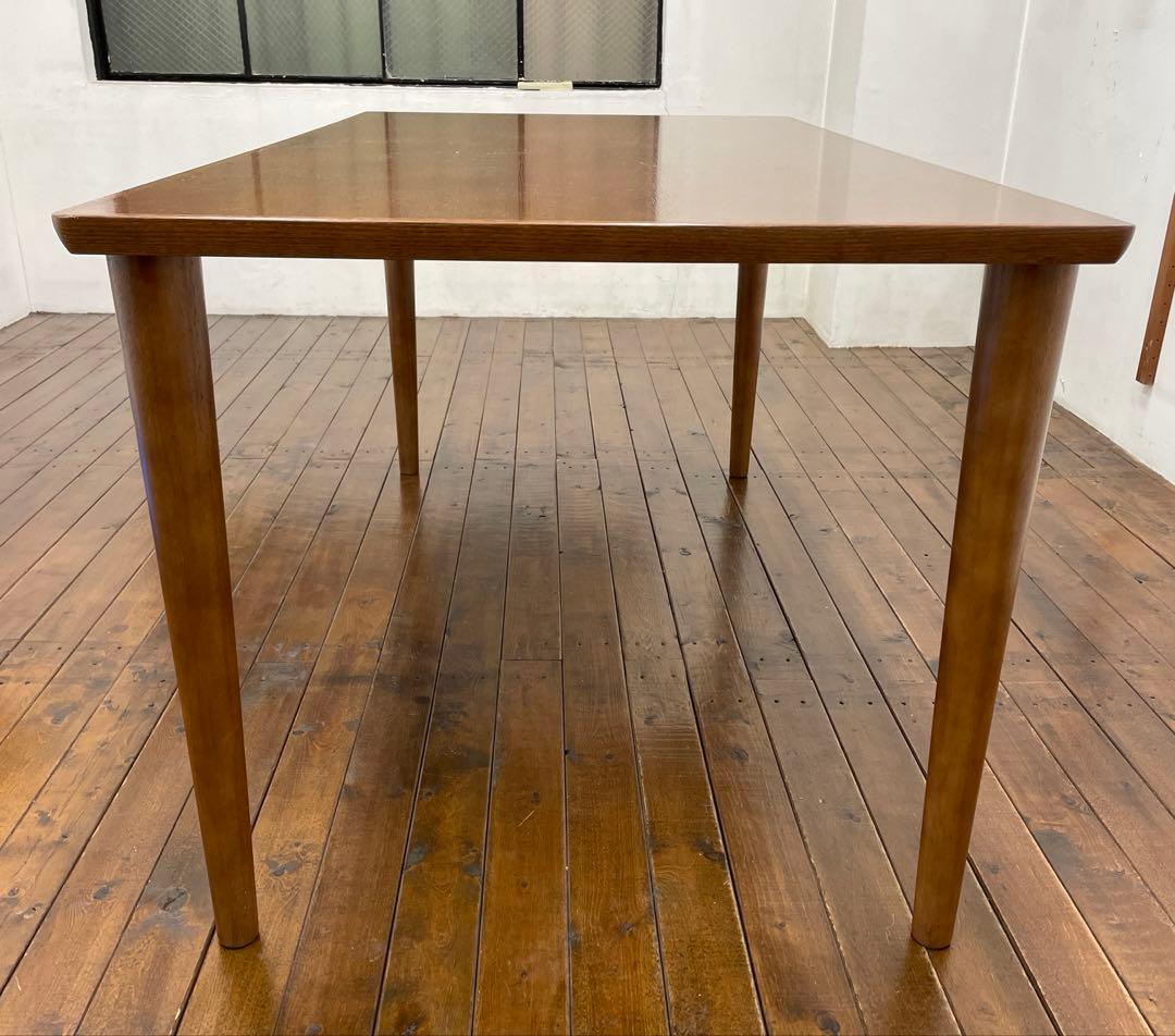 カリモク60ダイニングテーブル　1500ウォールナット【使用品】