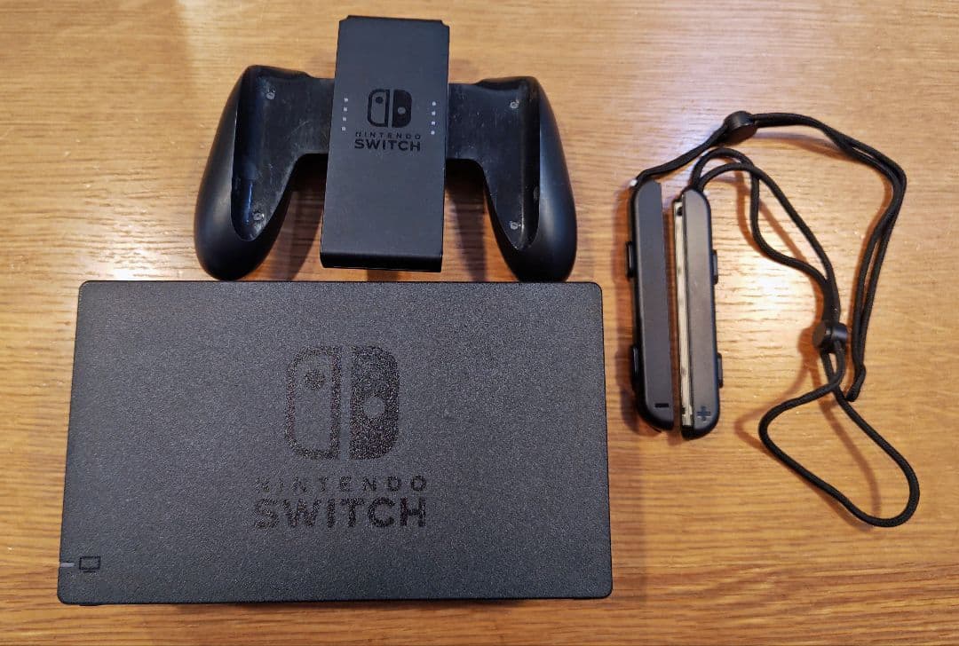 か*ん様 Nintendo Switch ネオンブルー/ネオンレッド 本体