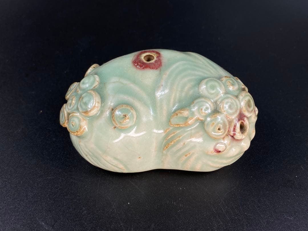 李朝 水滴 青磁 辰砂 海獣型 文道具 書道具 珍しい逸品 幅8.3cm