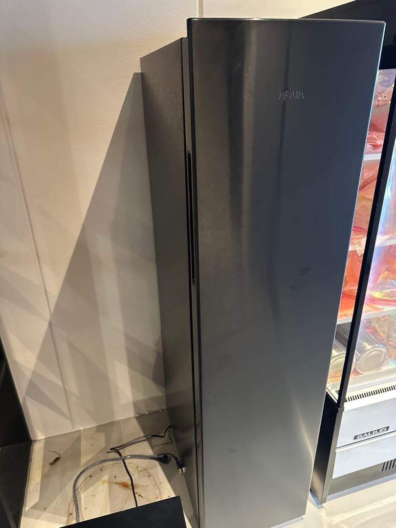 ブラックフリーザー 4コンパートメント 冷凍庫