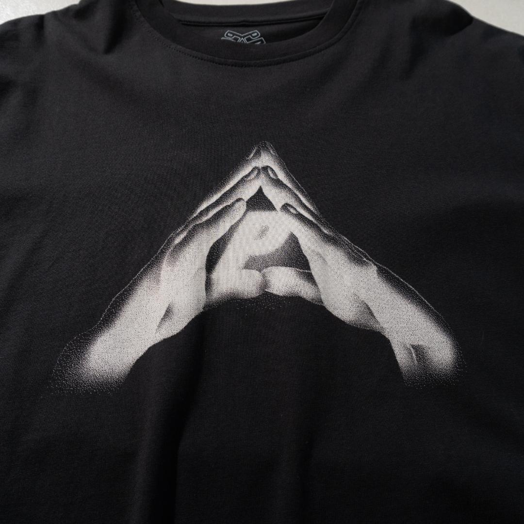 PALACE ハンドグラフィックプリント半袖Tシャツ ブラック/CZ256