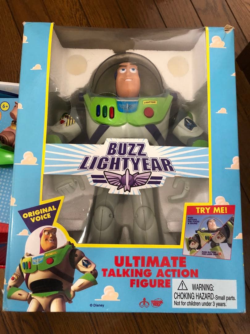 トイストーリー　バズ・ライトイヤー