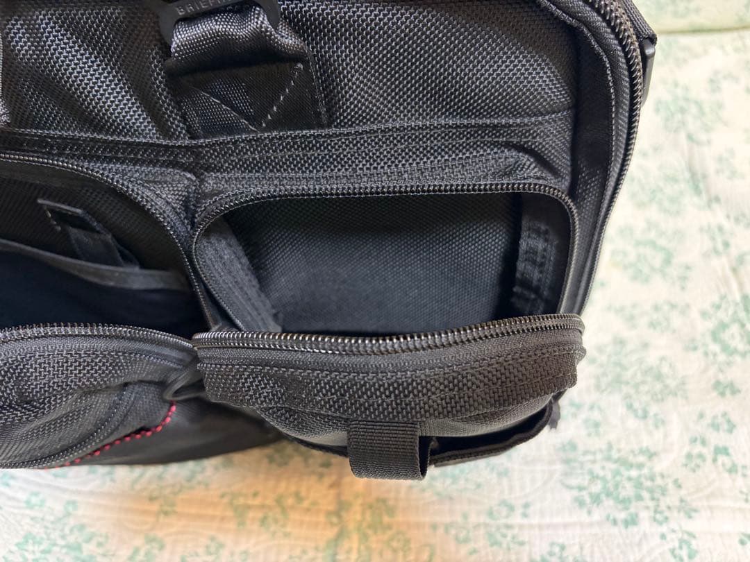 BRIEFING A4ライナー BLACK