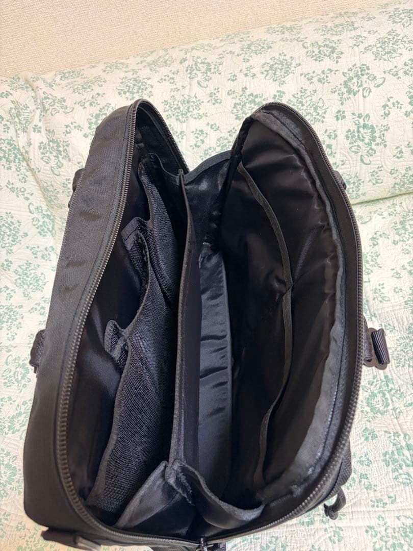 BRIEFING A4ライナー BLACK