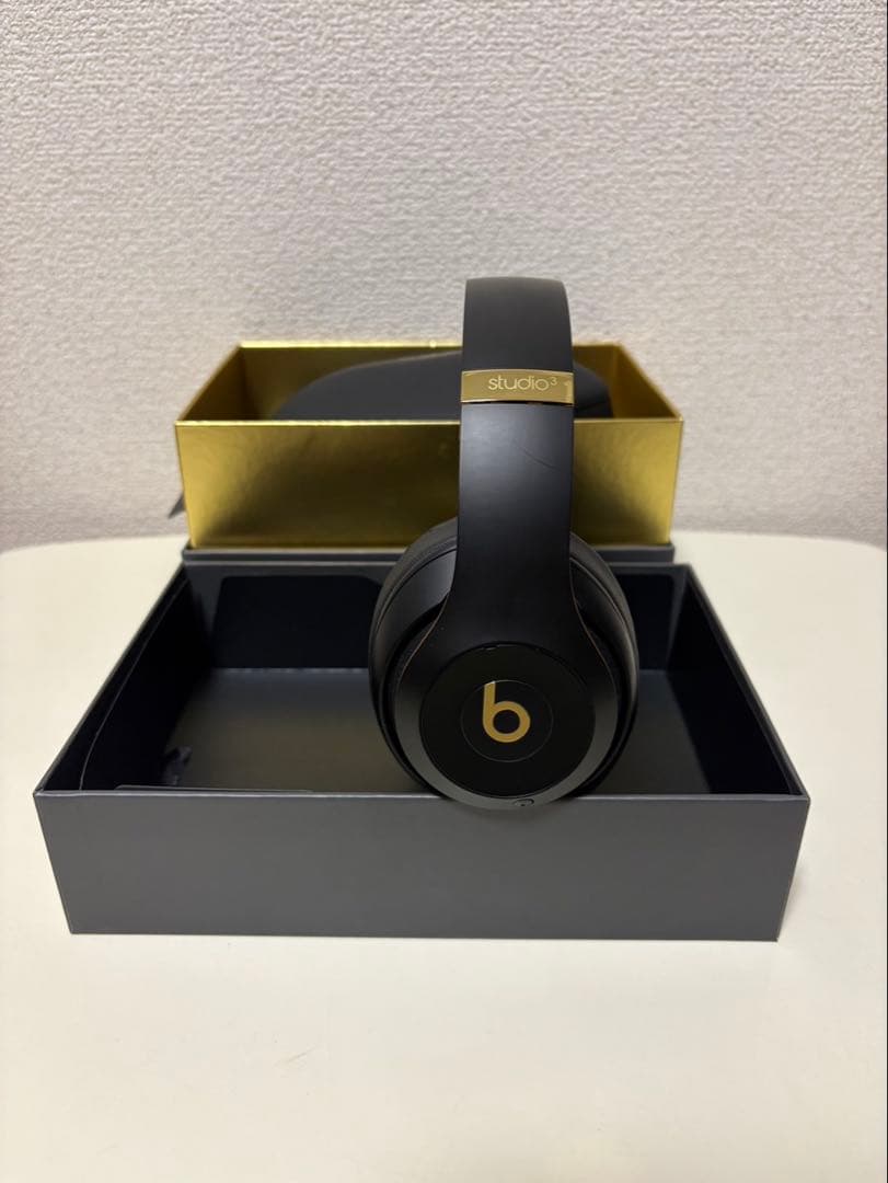 Beats Studio3 Wireless ブラック/ゴールド
