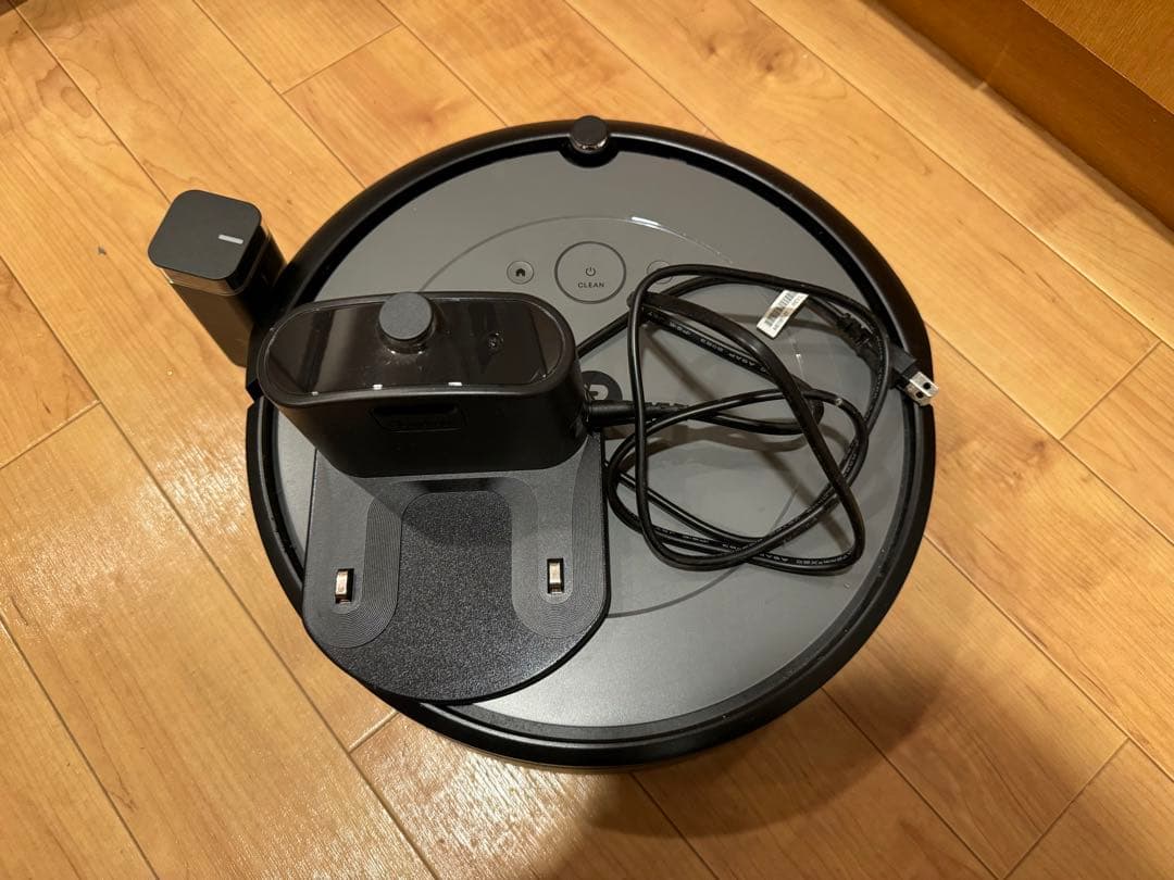 iRobot Roomba ロボット掃除機　i2 グレー 充電ドック付き
