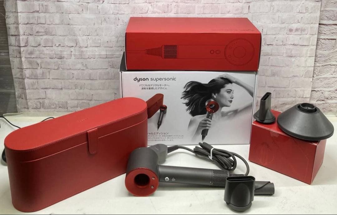 Dyson ダイソン HD01 ヘアドライヤー ケース付き