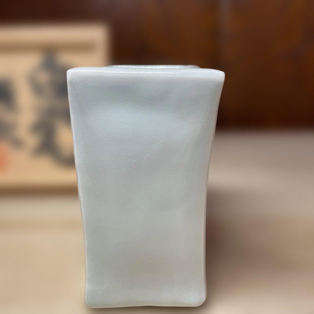 上田恒次　白瓷筆筒　共箱