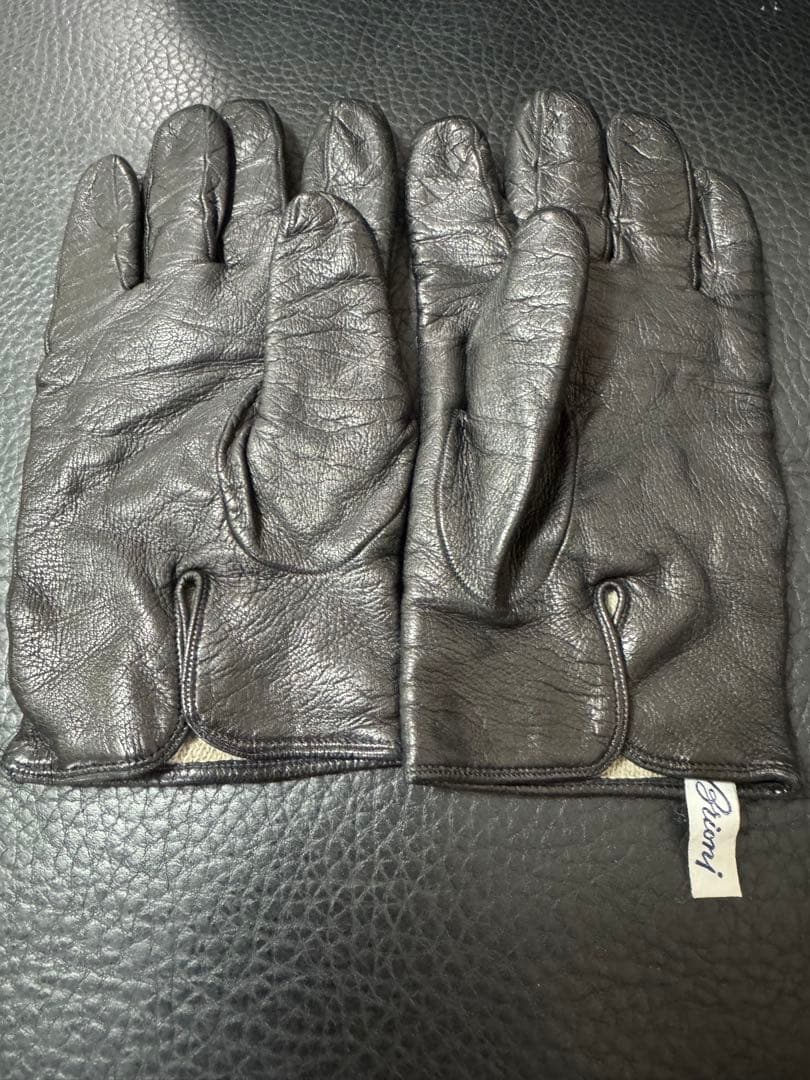 即*ー様 【15万円超級】Brioniシープスキン手袋 8 1/2 カシミヤ裏地