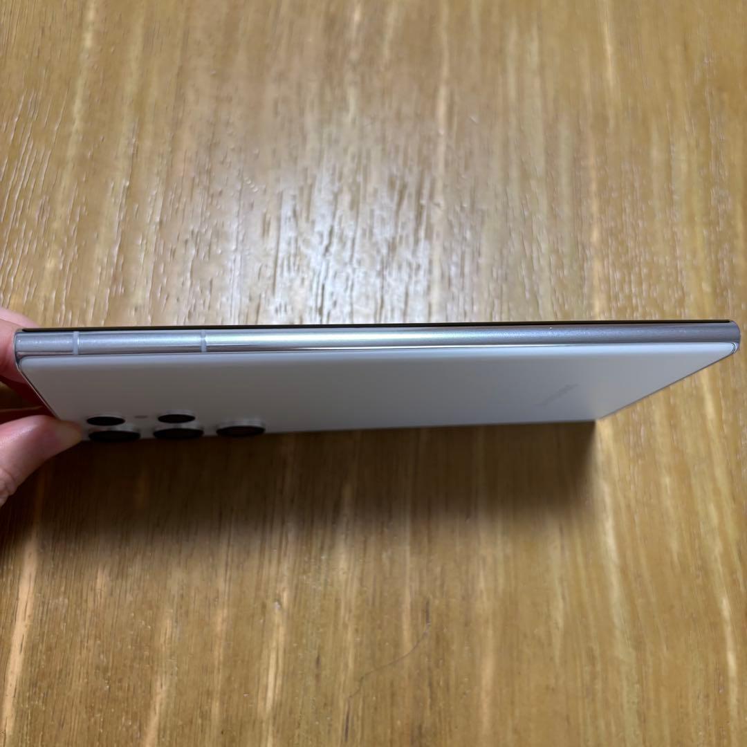 Galaxy S22 Ultra 512GB ホワイト SIMフリー【極美品】