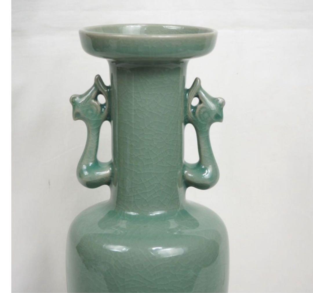 送料無料　倣宋代青磁花瓶　レプリカ　作家物　木箱付　高さ25ｃｍ