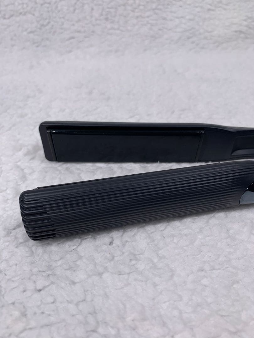 ※保証期間あり※ リファ ストレート アイロン プロ（ブラック）