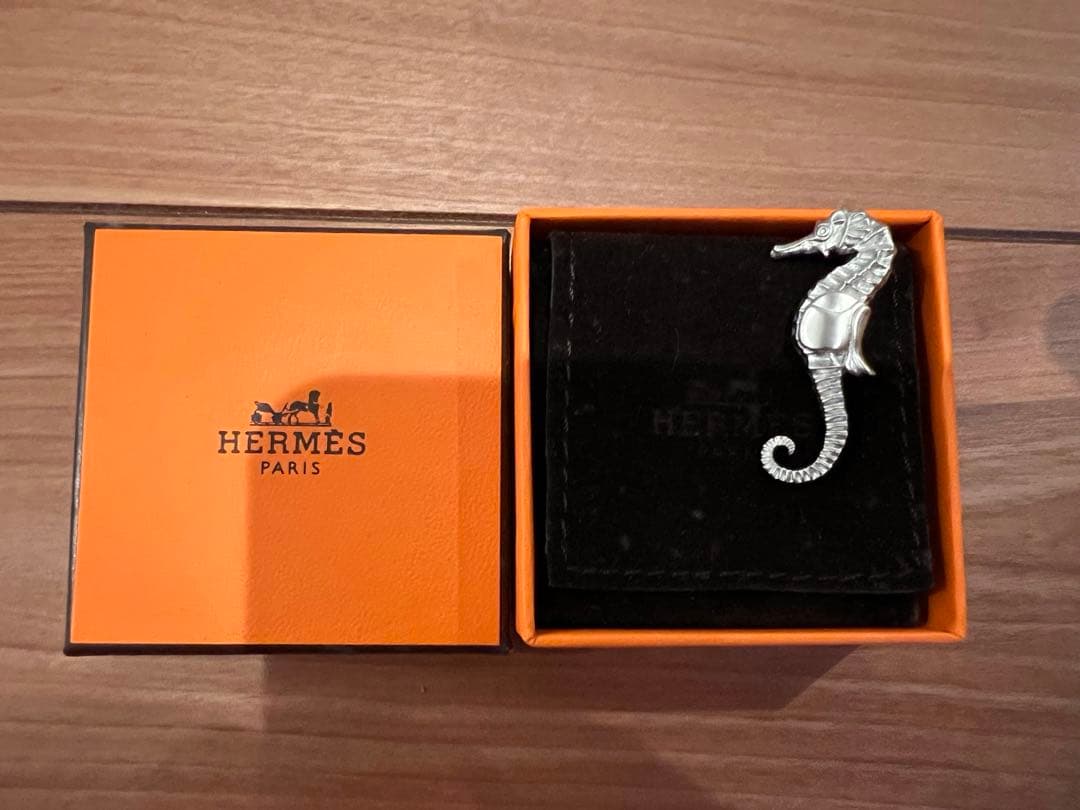 HERMES エルメス タツノオトシゴ アクセサリー ブローチ メタル シルバー