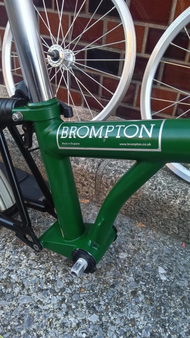 BROMPTON　ブロンプトン　只今オーバーホール中　現車確認必須