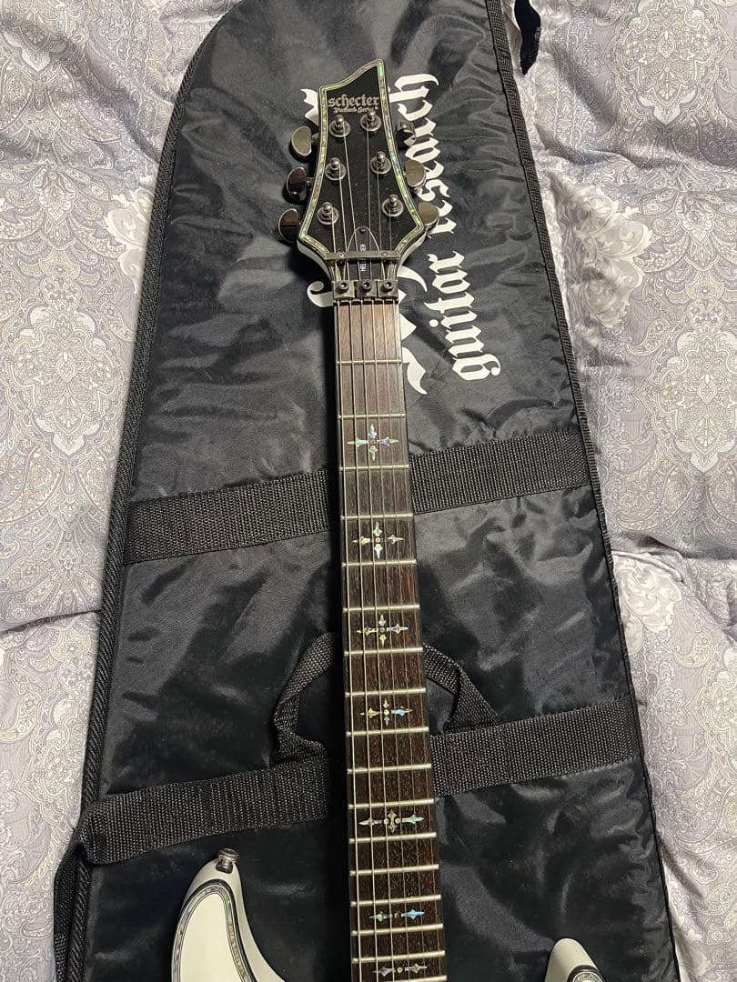 【美品】Schecter AD-C-1-FR-HR ヘルレイザー　希少ホワイト