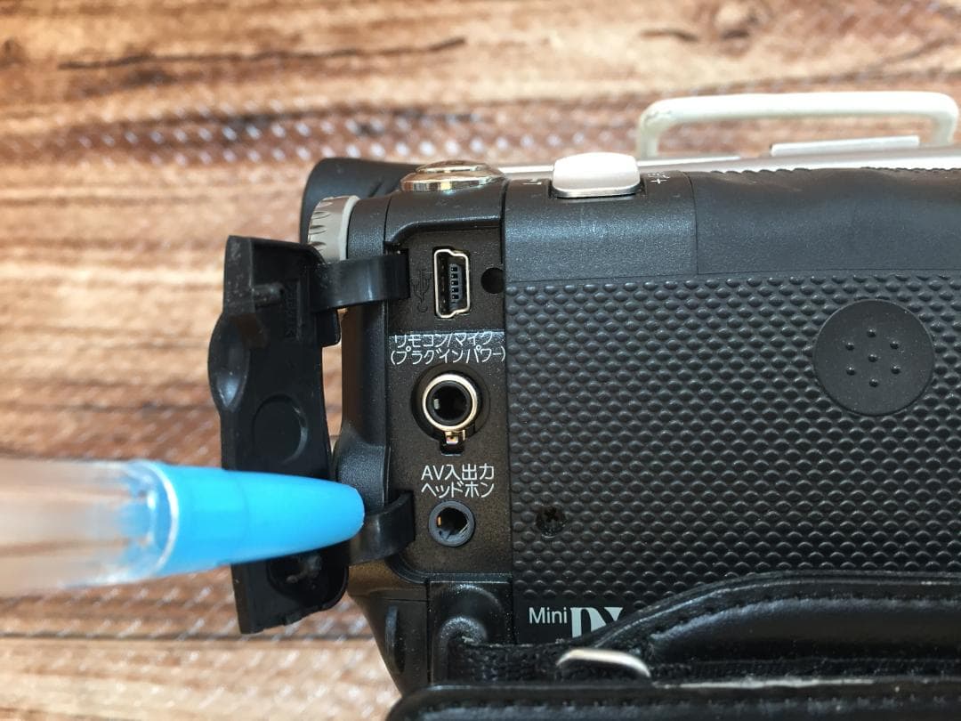 撮影再生ダビングOK　Panasonic　NV-GS400　付属品有　液晶大画面