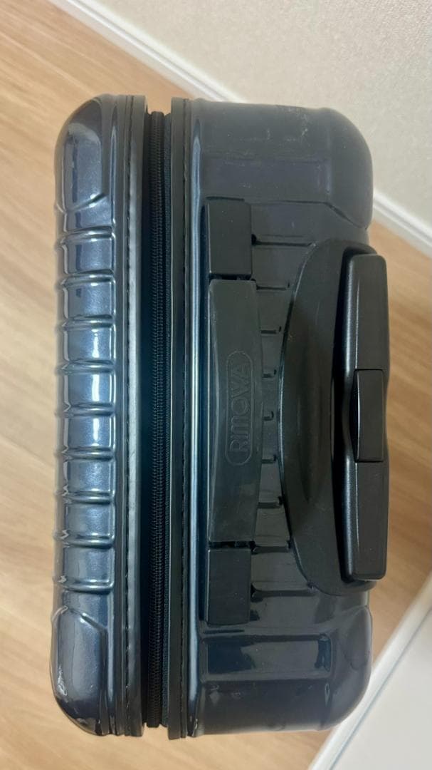 ダークブルー ストライプキャリーケース