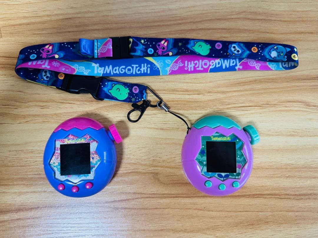 たまごっちParadise 中古　２個セット　ストラップ付き