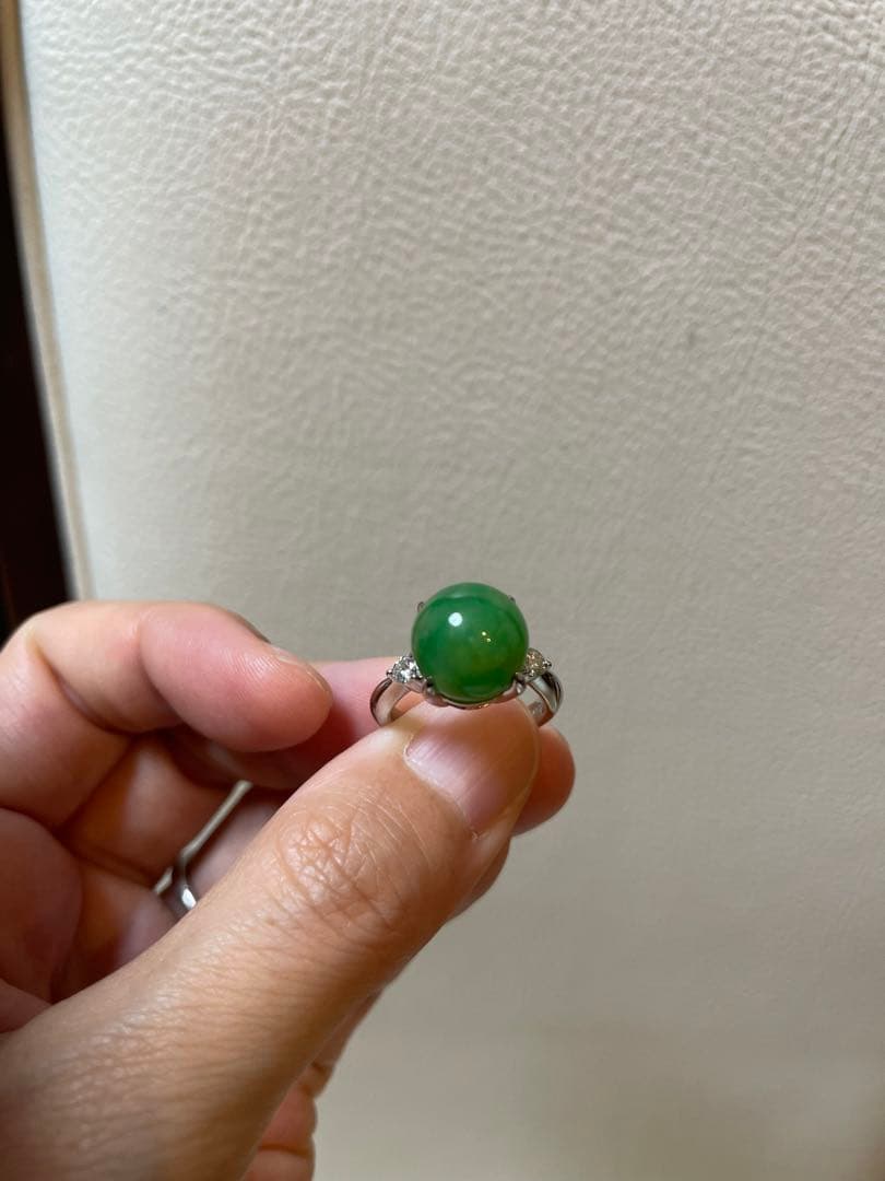 翡翠、ダイヤモンド　プラチナリング　10号