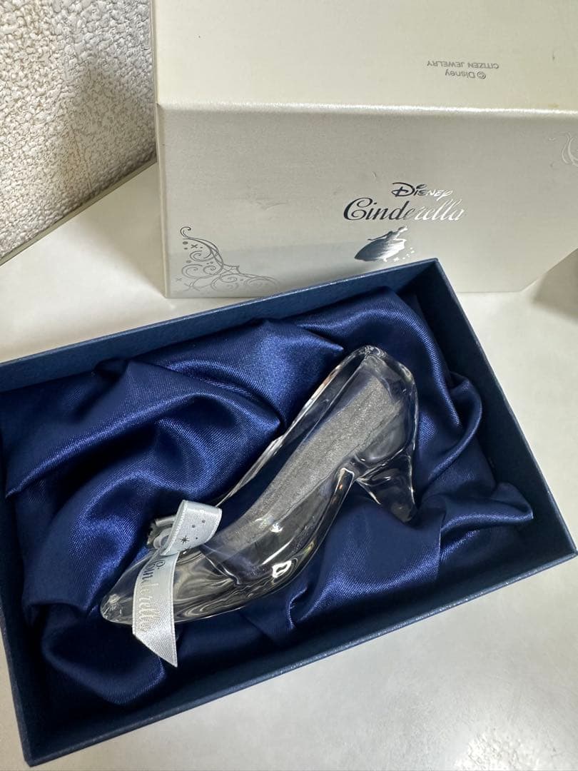 ディズニー シンデレラ 婚約指輪