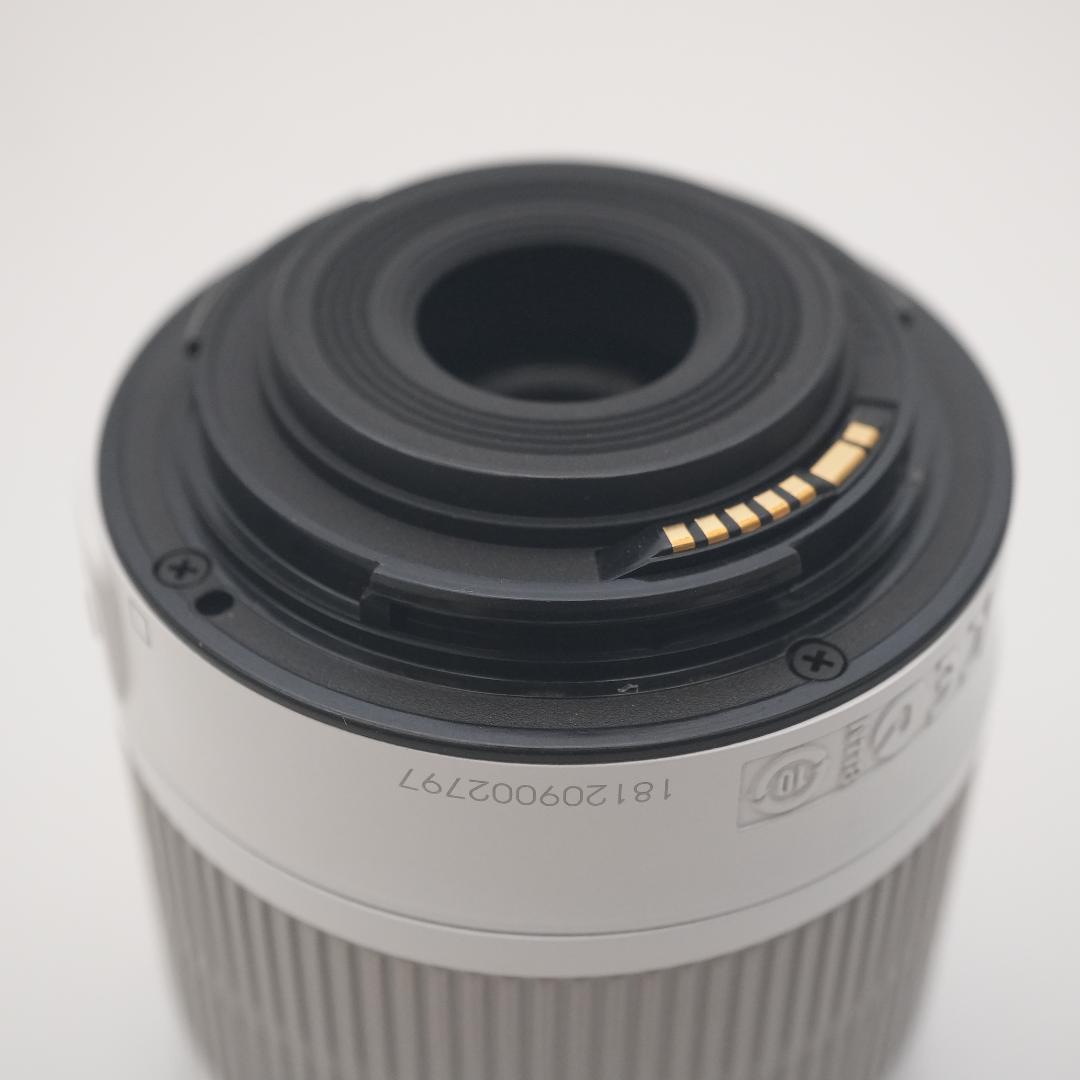 Canon EOS kiss X7ホワイレンズキット