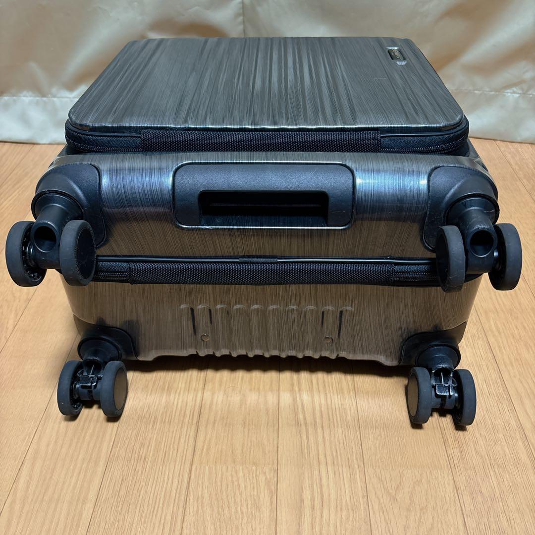 BERMAS INTER CITY フロントオープン スクエア4輪33L