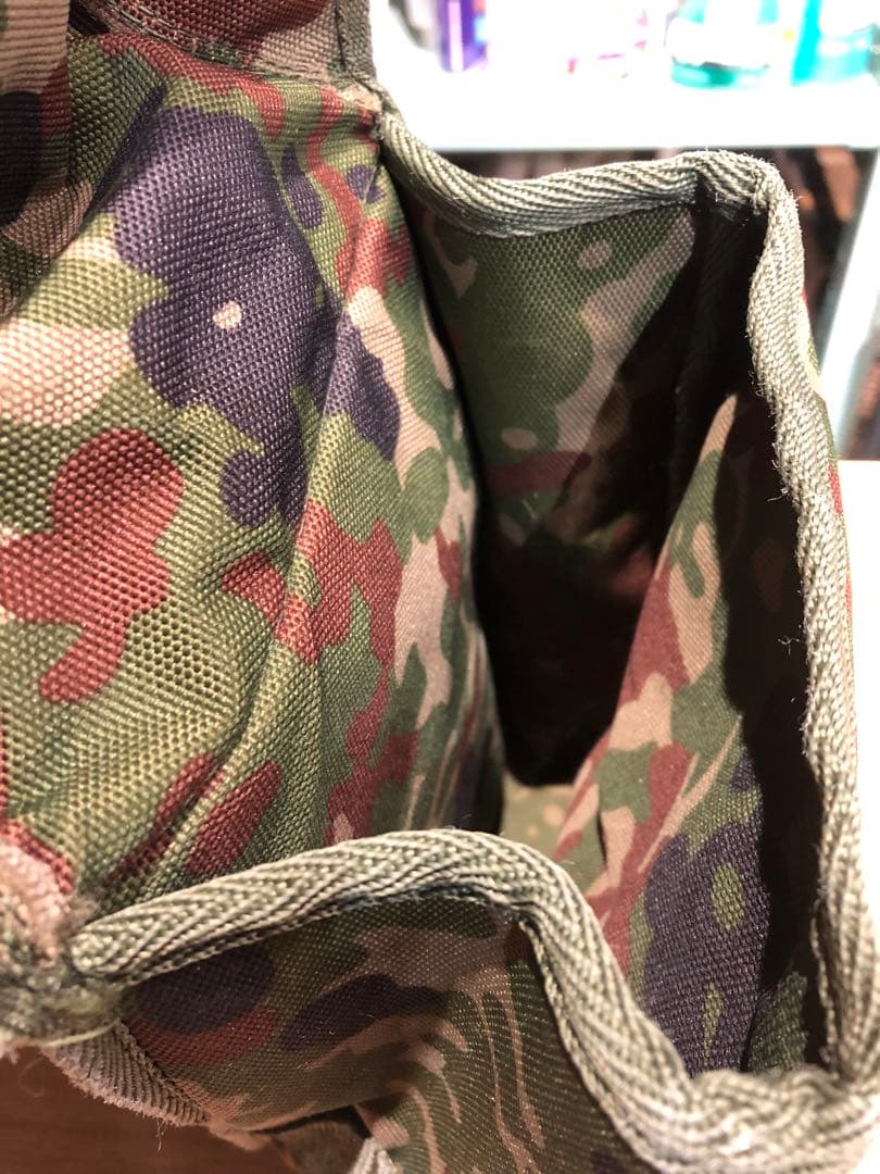 陸上自衛隊　オリジナル　マガジンポーチ