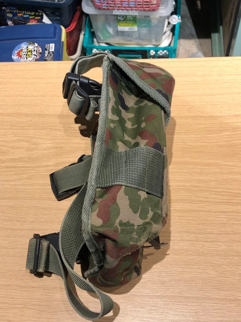 陸上自衛隊　オリジナル　マガジンポーチ