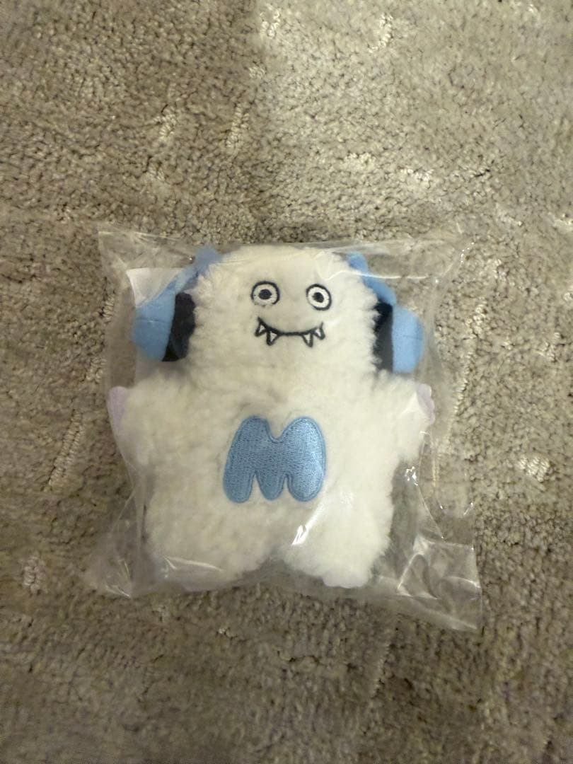 即日配送　マルシィ 心の奥に潜む怪獣 チャーム ぬいぐるみ 未開封