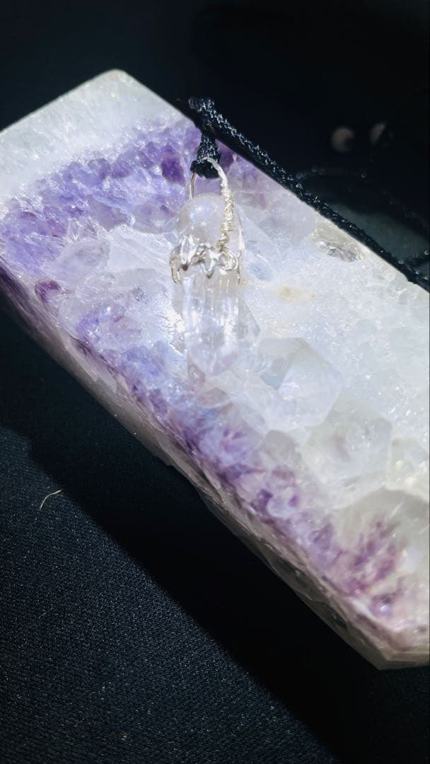 10月まで紫音✨秘めたる願いを叶えるライラックカラークンツアィト✨