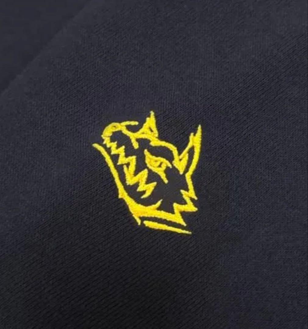 MAN WITH A MISSION GAW刺繍パーカー