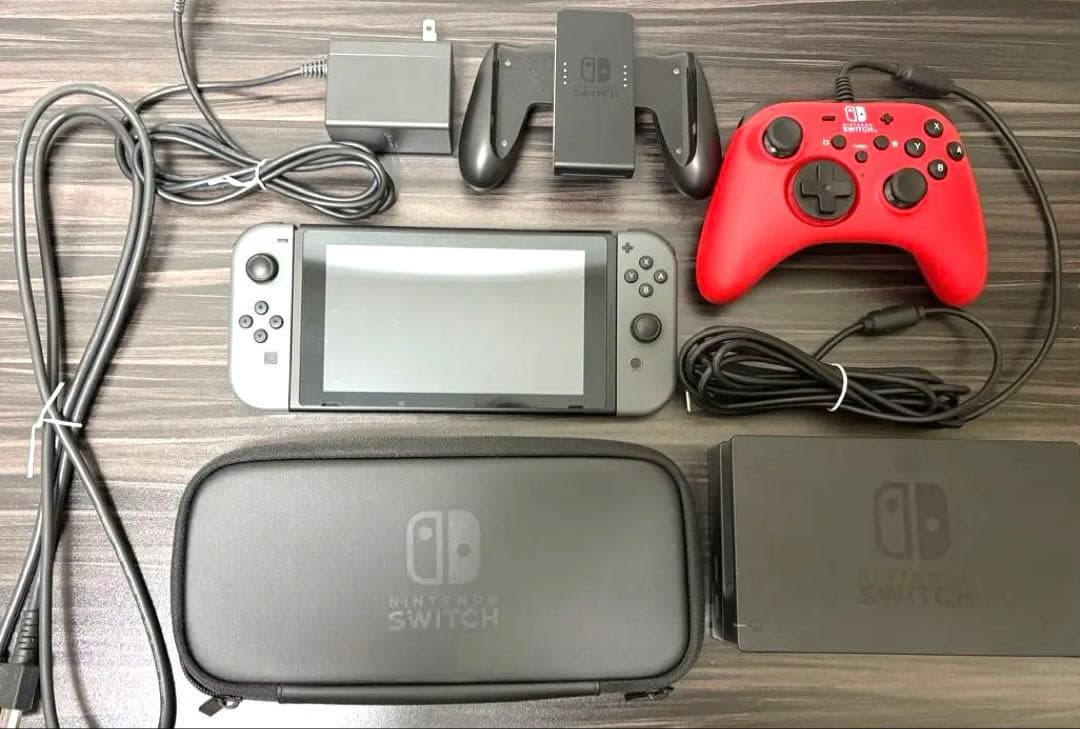 Nintendo Switch 本体 グレー 保護フィルムあり/パッド付き