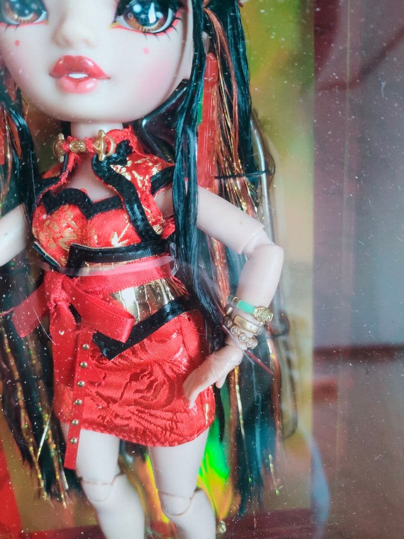 限定品★レインボーハイ チャイニーズ新年コレクタードール★ タイガーリリーチェン