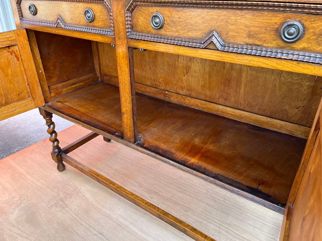 イギリス　アンティーク　キャビネット　ミラーバックサイドボード　ヴィンテージ