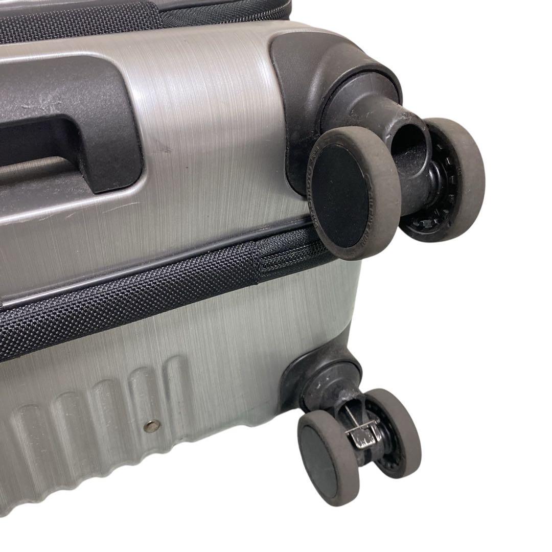 BERMAS INTER CITY フロントオープンスクエア4輪33L 39cm