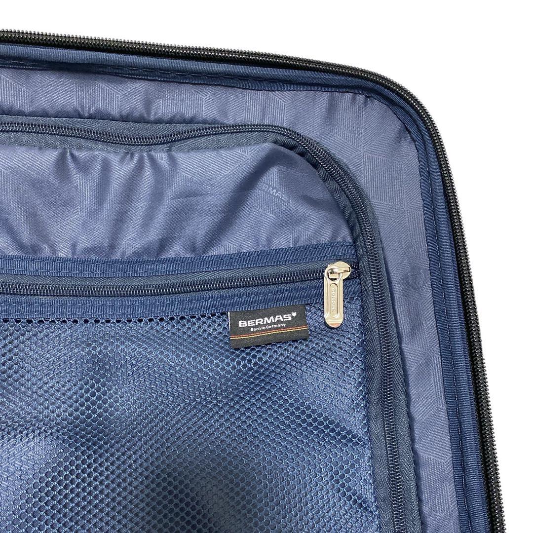 BERMAS INTER CITY フロントオープンスクエア4輪33L 39cm