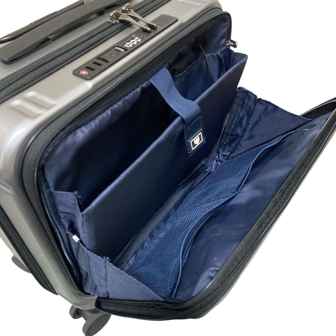 BERMAS INTER CITY フロントオープンスクエア4輪33L 39cm