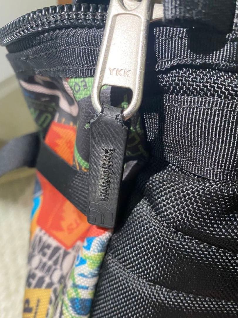 希少・廃盤THE NORTH FACE ステッカープリント ヒューズボックス