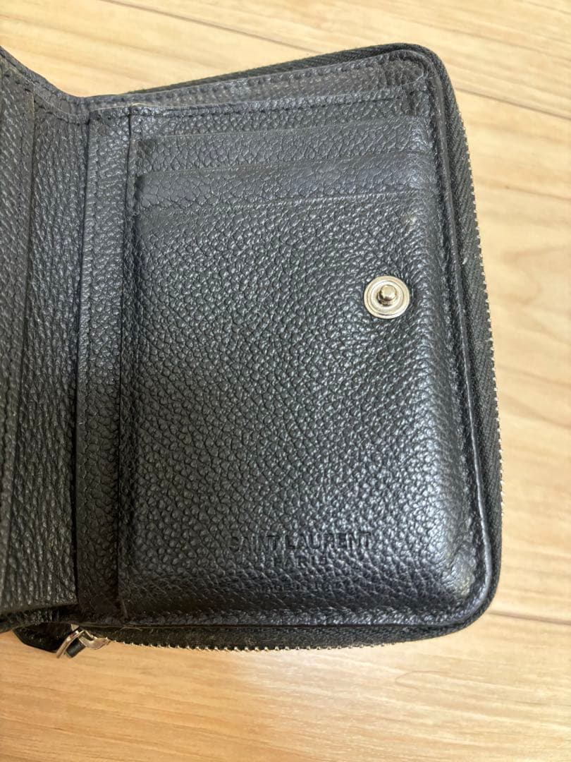 SAINT LAURENT ブラックレザー 二つ折り財布　箱あり