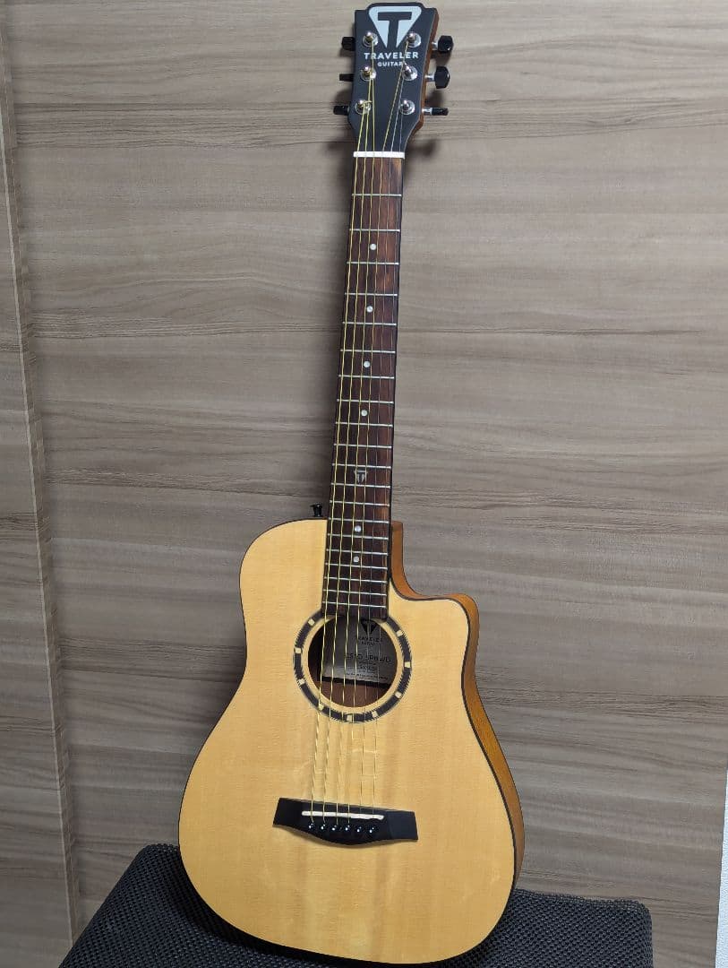Traveler Guitar CS-10 ミニギター イングルマンスプルース