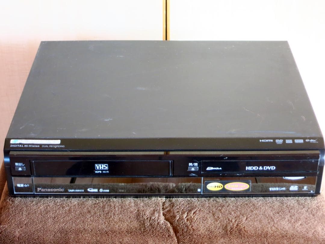 Panasonic HDD内蔵VHS一体型 DVDレコーダー DMR-XW41V